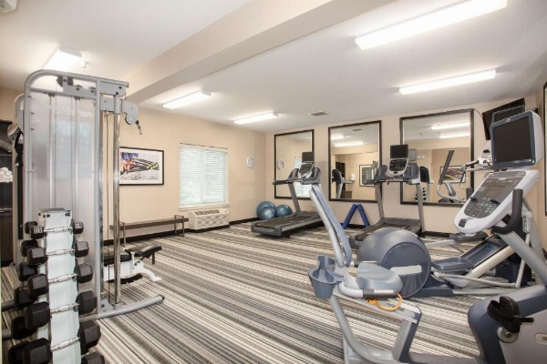 Candlewood Suites Manhattan image 18