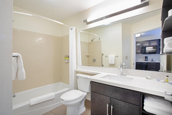 Candlewood Suites Manhattan image 2