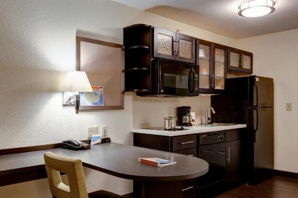 Candlewood Suites Manhattan image 27